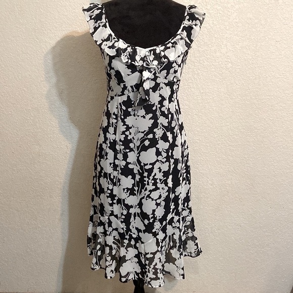 Ann Taylor Dresses & Skirts - ANN TAYLOR LOFT DREES